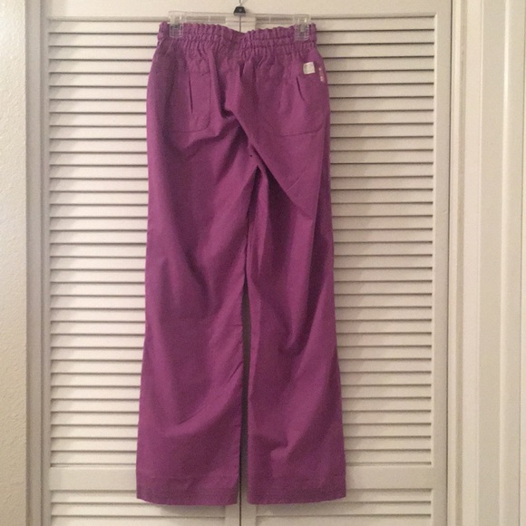 NWT koi scrub pant size extra small - Picture 3 of 6